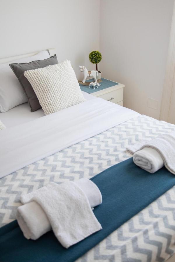 Spacious 2Bdr Apartment With A Cute Balcony ザグレブ エクステリア 写真