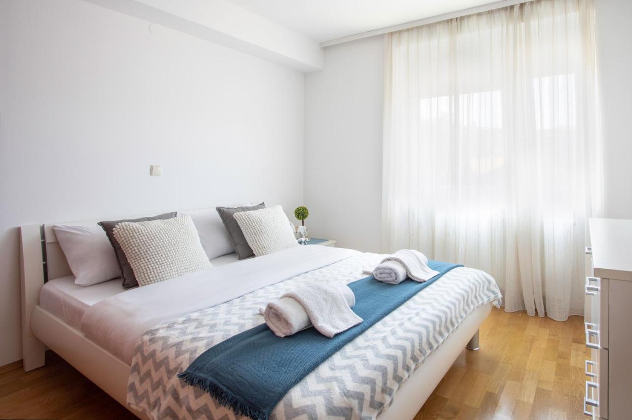 Spacious 2Bdr Apartment With A Cute Balcony ザグレブ エクステリア 写真